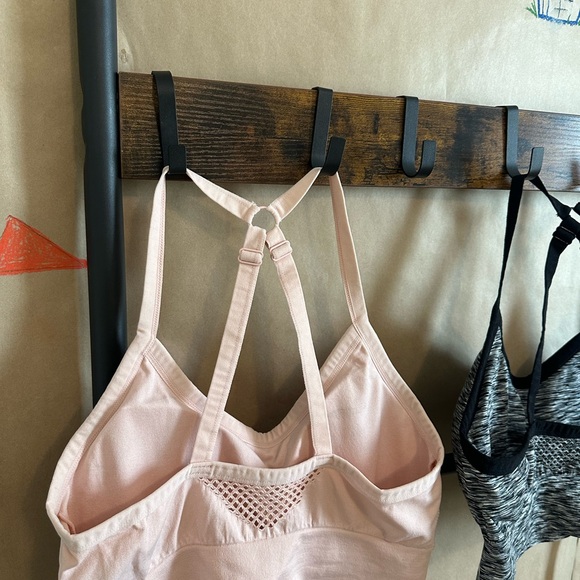 Reebok Women’s Large Sport Bras with Removable Pads - Picture 4 of 10